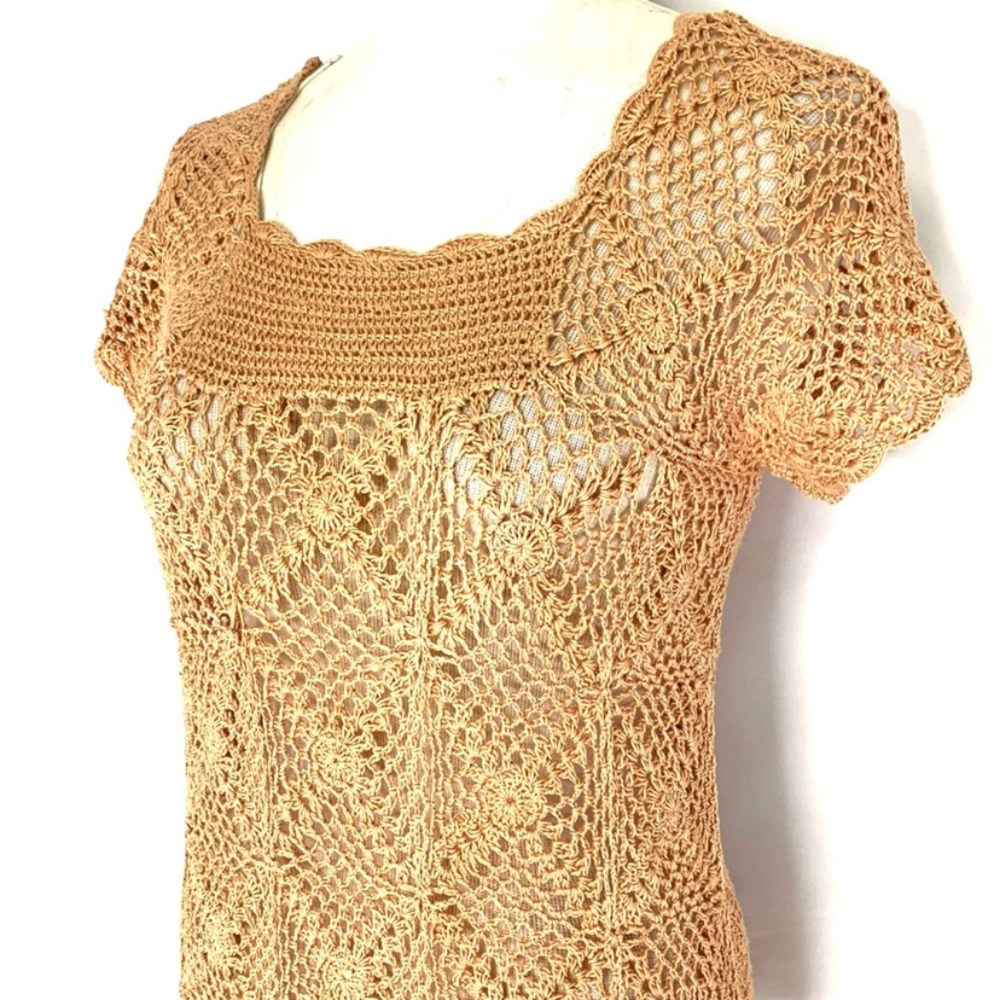 SHOP CLOSING! Vintage 70s Hand Crochet Knit Lace Top Tan Like New